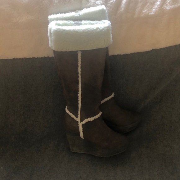 SBICCA “ Chippy” Faux Sherling Wedge Boots🤩❤️ - Picture 4 of 12